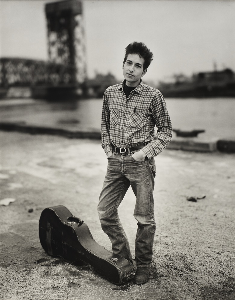 Richard Avedon (1923-2004), Bob Dylan, Folk Singer, New York City, 1963. Gelatin silver print, printed 1967. Imagesheet 19⅞ x 16 in (50.4 x 40.6). Estimate $60,000-80,000. Offered in Photographs from the Richard Gere Collection on 23 March-7 April 2022 at Christies Online