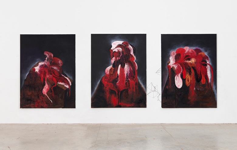 Anish Kapoor, Diana Blackened Reddened, 2021. Oil on canvas. Triptych. Each panel 244 x 183 cm. Photo Dave Morgan. Artwork © Anish Kapoor. All rights reserved SIAE, 2021