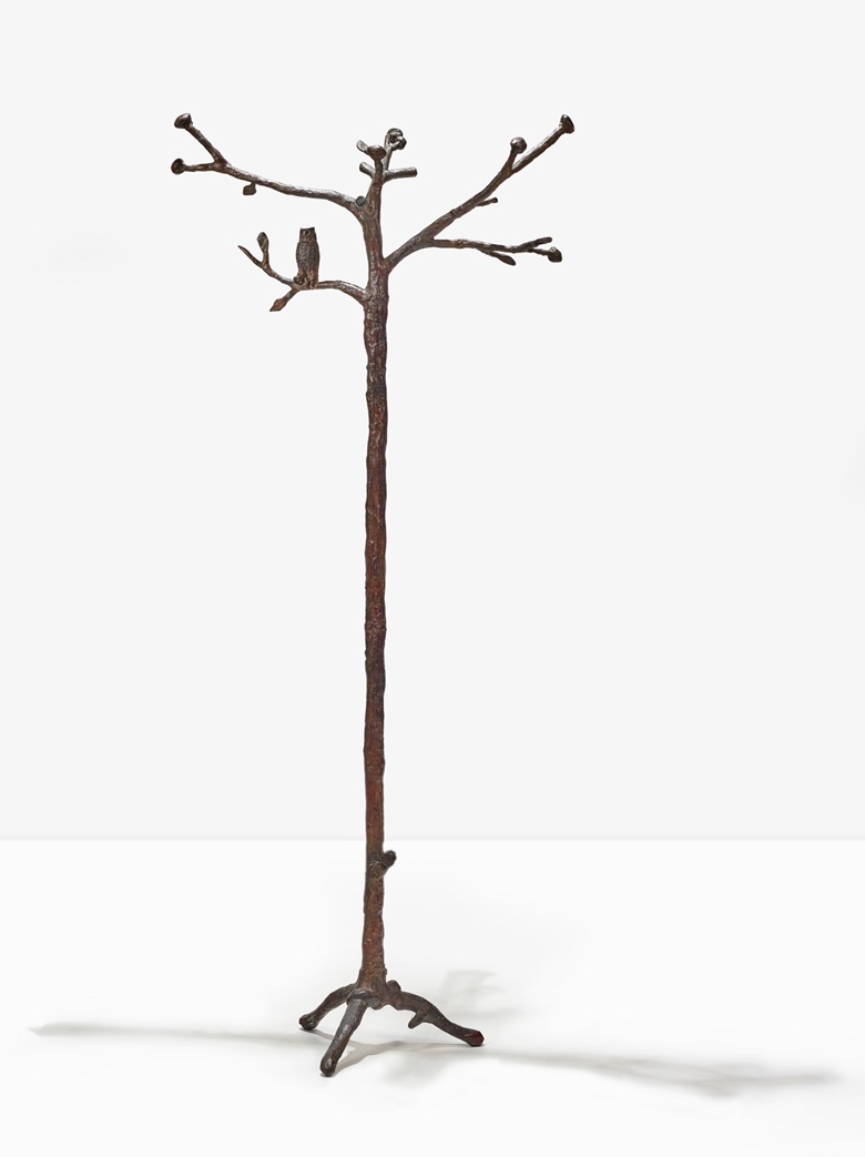 Diego Giacometti (1902-1985), Porte-manteaux au hibou, 1965. Patinated bronze. 66 x 28⅜ x 16½ in (167.5 x 72 x 42 cm). Estimate £420,000-580,000. Offered in Collection Jacqueline Matisse Monnier on 13 April 2022 at Christies in Paris