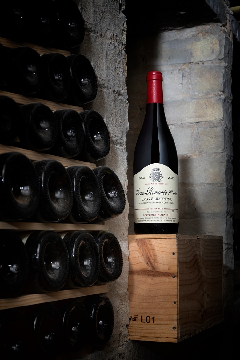 Vosne-Romanée Cros Parantoux, made by Henri Jayer’s nephew Emmanuel Rouget, in the King’s College cellars. Domaine Emmanuel Rouget, Vosne-Romanée Cros Parantoux 2001. 1er Cru, Côte de Nuits. 12 bottles per lot. Sold for £36,500 on 8 June at Christie’s in London