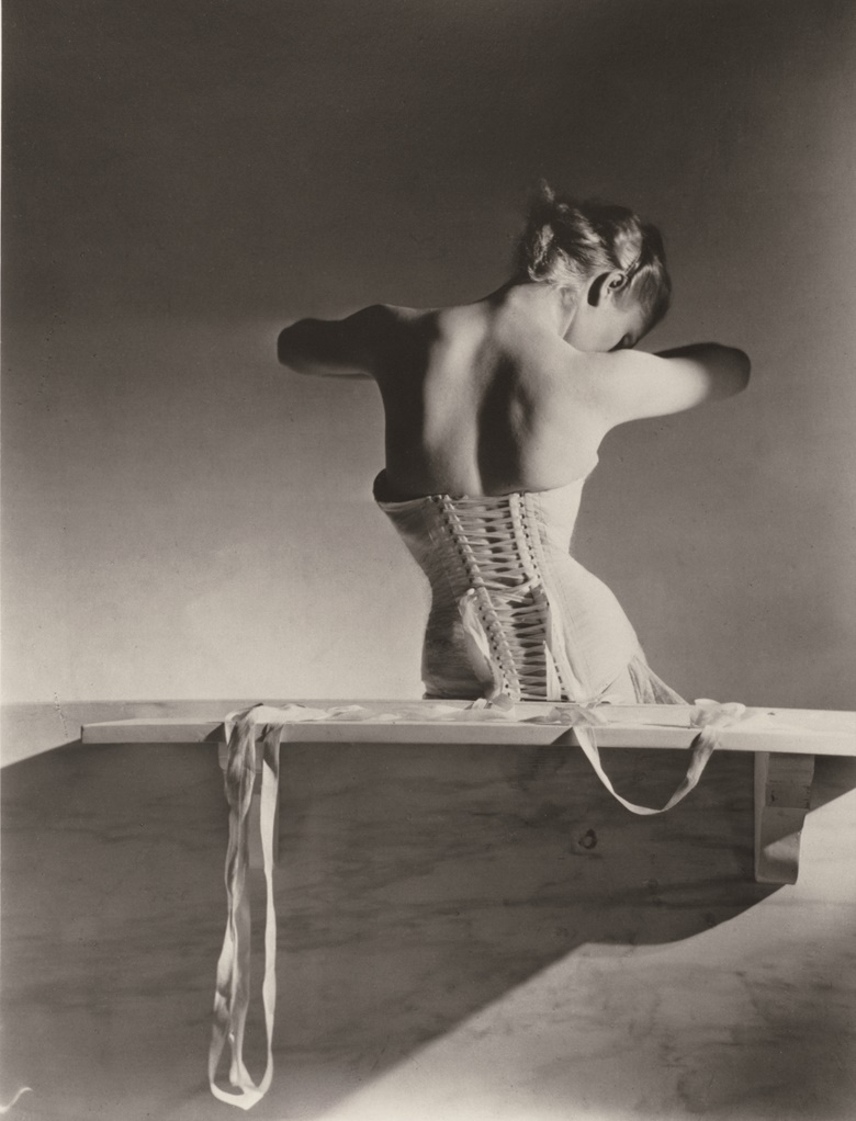 Horst P. Horst (1906-1999), Mainbocher Corset, Paris (1939). Gelatin silver print. 11⅞ x 9⅛ in (30.2 x 23.3 cm). Estimate €10,000-12,000. Offered in Photographies on 24 May at Christie’s in Paris