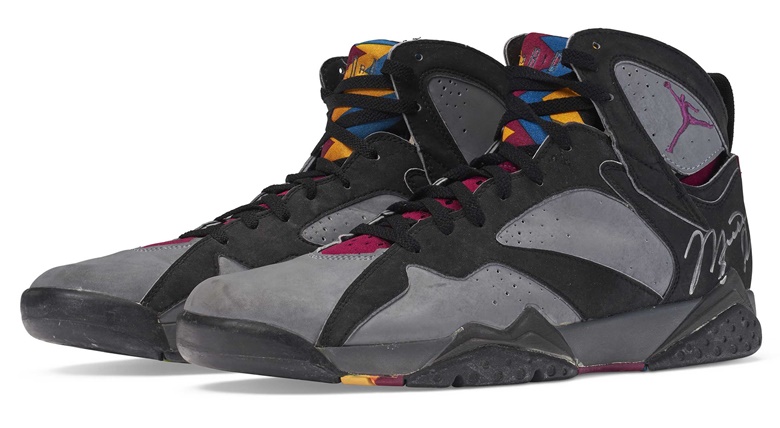 Michael Jordan dual signed Air Jordan VII ‘Bordeaux’ sneakers. Nike, 1992. Sold for $40,320 in Six Rings — Legacy of the GOAT on 14 June 2022 at Christies online