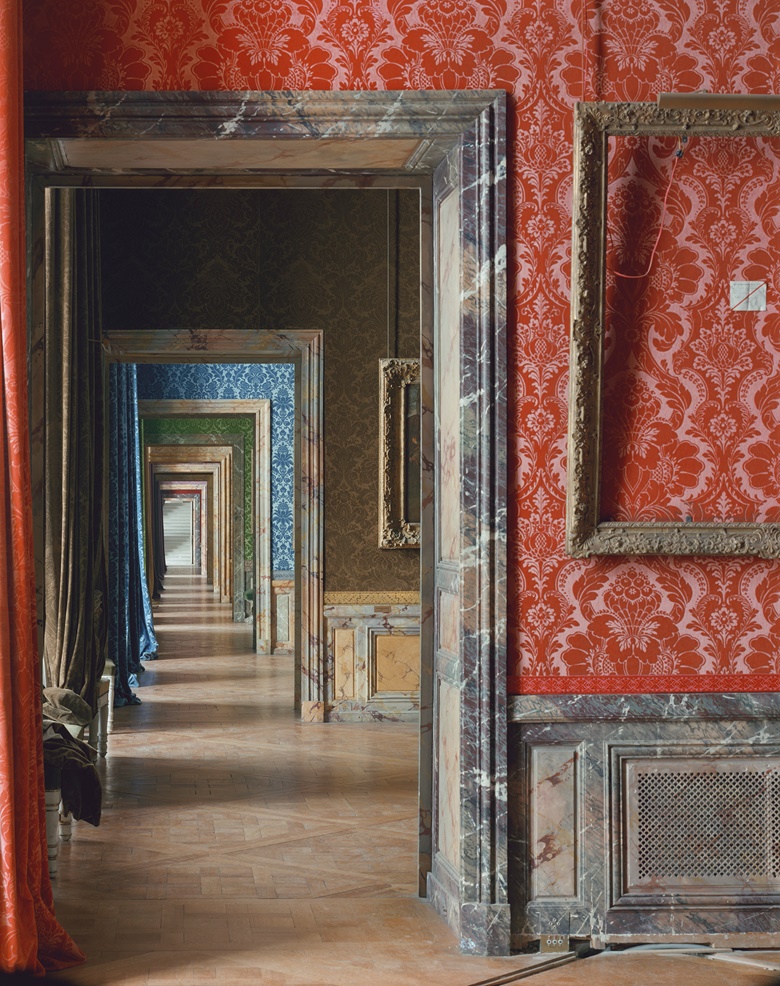 Robert Polidori (b. 1951), Cadre Vide, Chateau de Versailles, 1985. Fujicolor Crystal Archive print mounted on aluminium. 127 x 102 cm. Edition 0110. Photo © Robert Polidori. Courtesy of CAMERA WORK Gallery