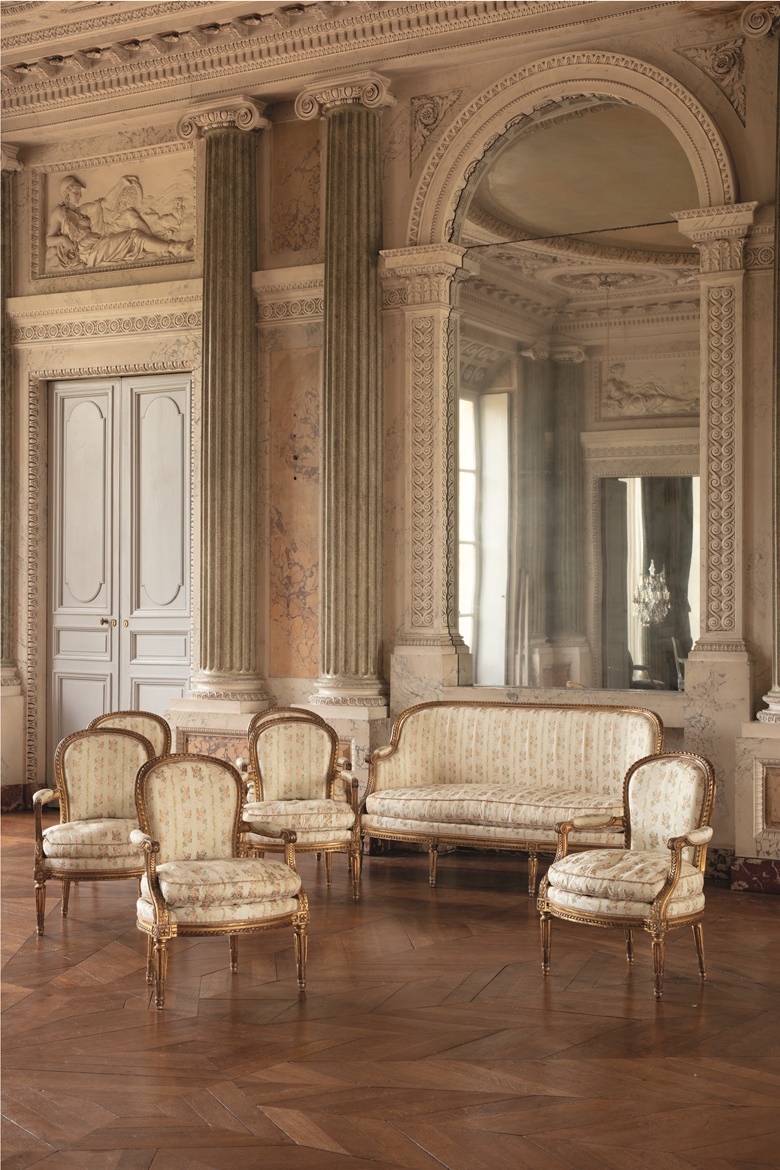A Louis XVI gilt-walnut set of seat furniture, stamped by Georges Jacob, comprising one sofa and six armchairs, last quarter 18th century. Sofa, H 94 cm (37 in), W 165 cm (65 in). Armchair, H 88.5 cm (34¾ in), W 61.5 cm (24¼ in). Estimate €10,000-15,000. Offered in Collections on 28 October at Christie’s Paris