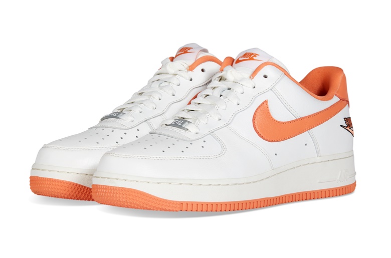 Air Force 1 retro ‘Ekin,’ Nike, 2019. Size 10 US. Sold for $5,040 in The Greats on 8 December at Christies online