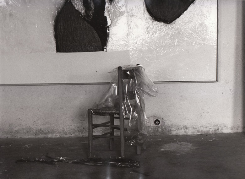 Alberto Burri’s studio in Rome, 1968. Photograph by Giuseppe Loy. Archivio Fotografico Giuseppe Loy. Artwork © Fondazione Palazzo Albizzini Collezione Burri, Città di Castello - DACS 2023