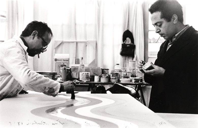 Mohamed Melehi (left) at his studio in Casablanca with Mohammed Chabâa. Photo © M. Melehi archivesestate